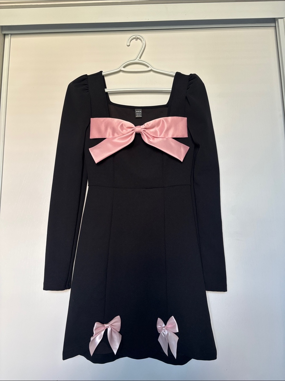 SHEIN Black Long-Sleeve Dress with Pink Satin Bows